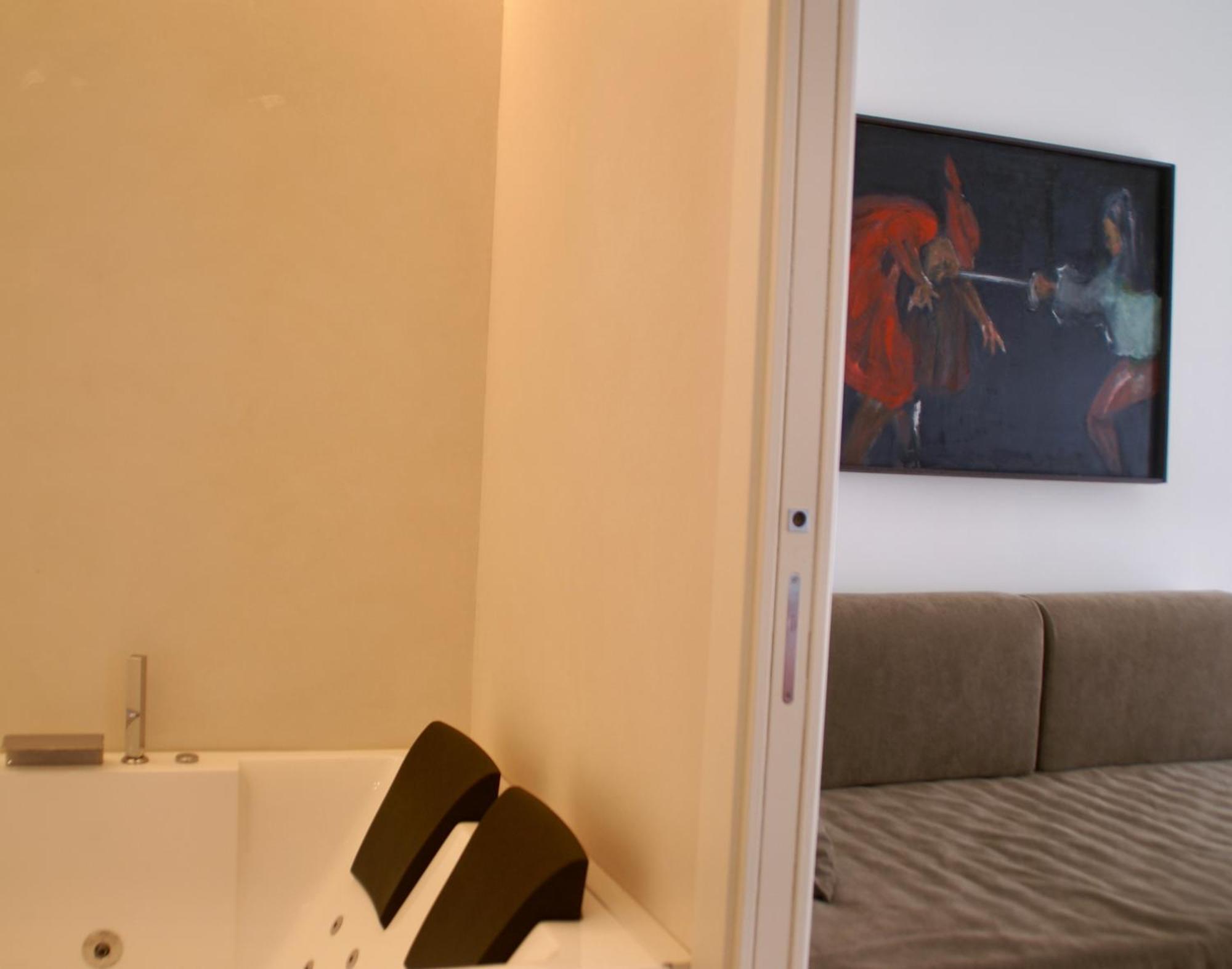Fra Le Righe Bed & Breakfast CTA Exterior photo